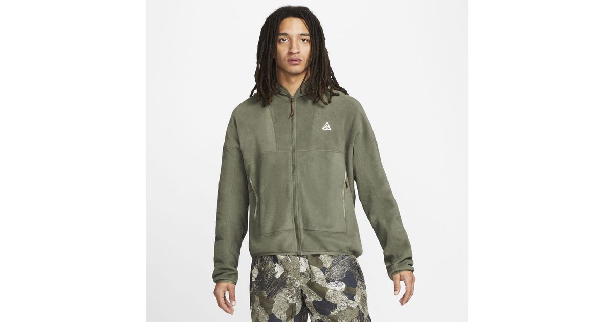 acg fleece wolf tree