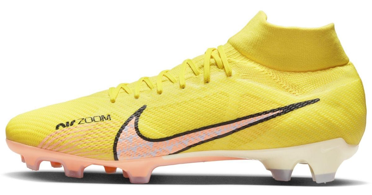 nike yellow soccer cleats