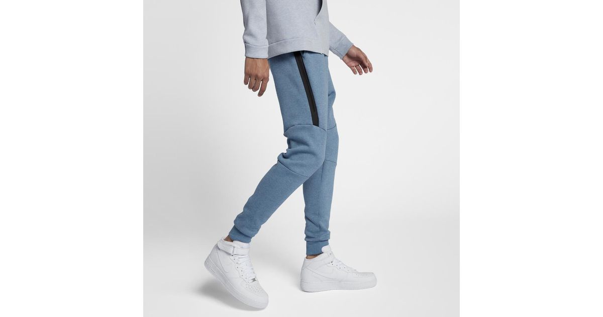nike cedar joggers