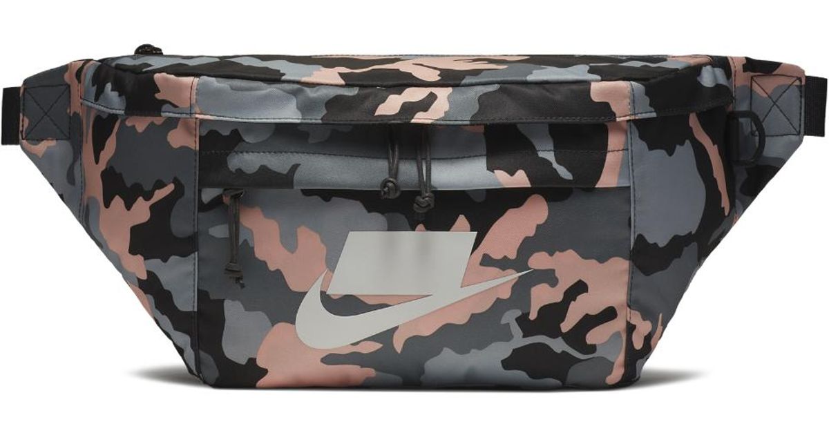 nike sportswear tech printed hip pack