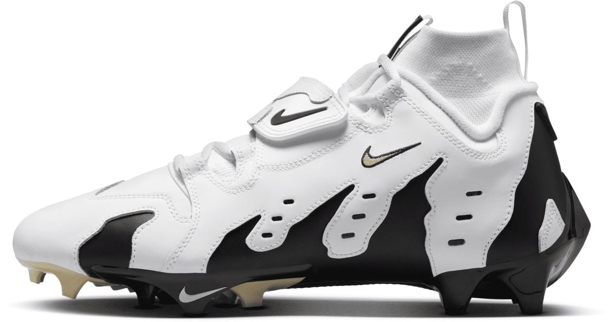 td football cleats