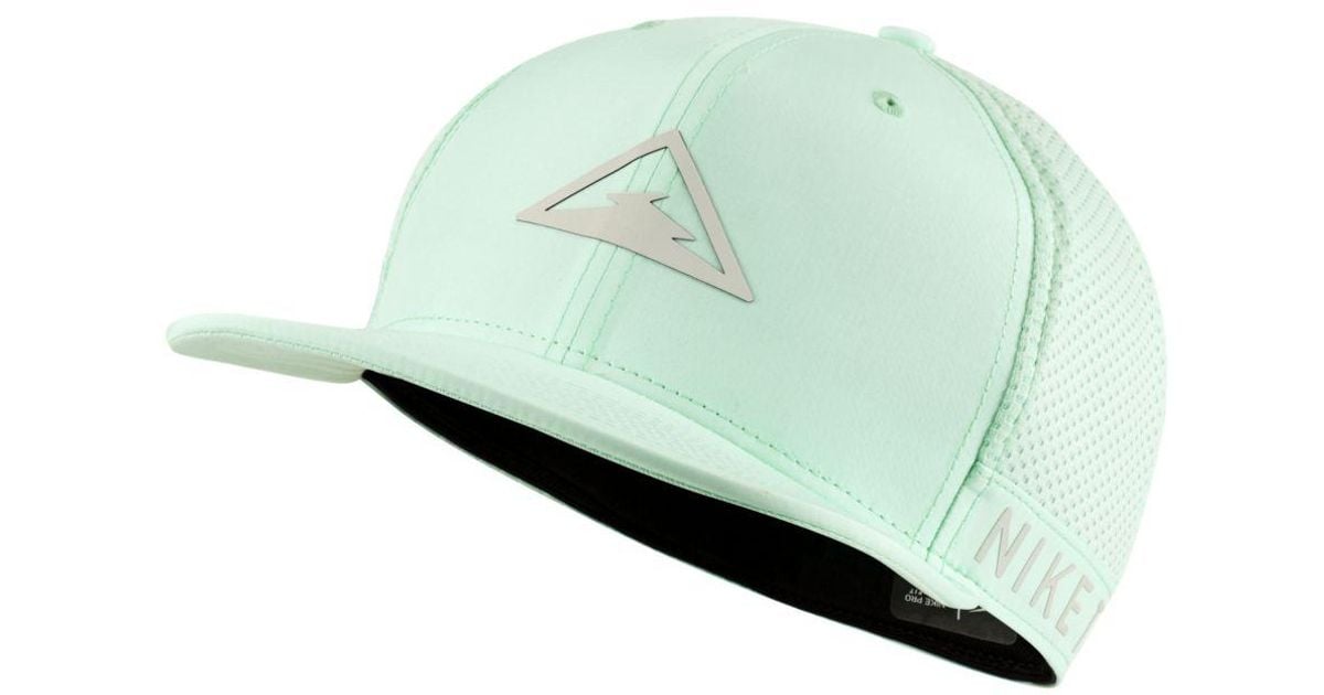 nike dri fit pro trail cap