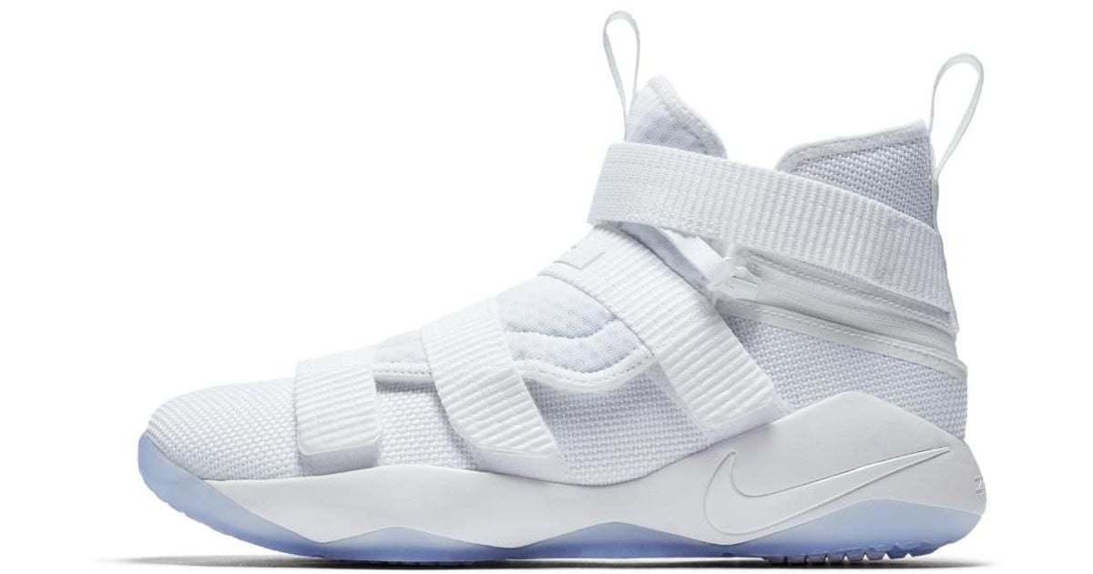 nike lebron soldier 11 flyease