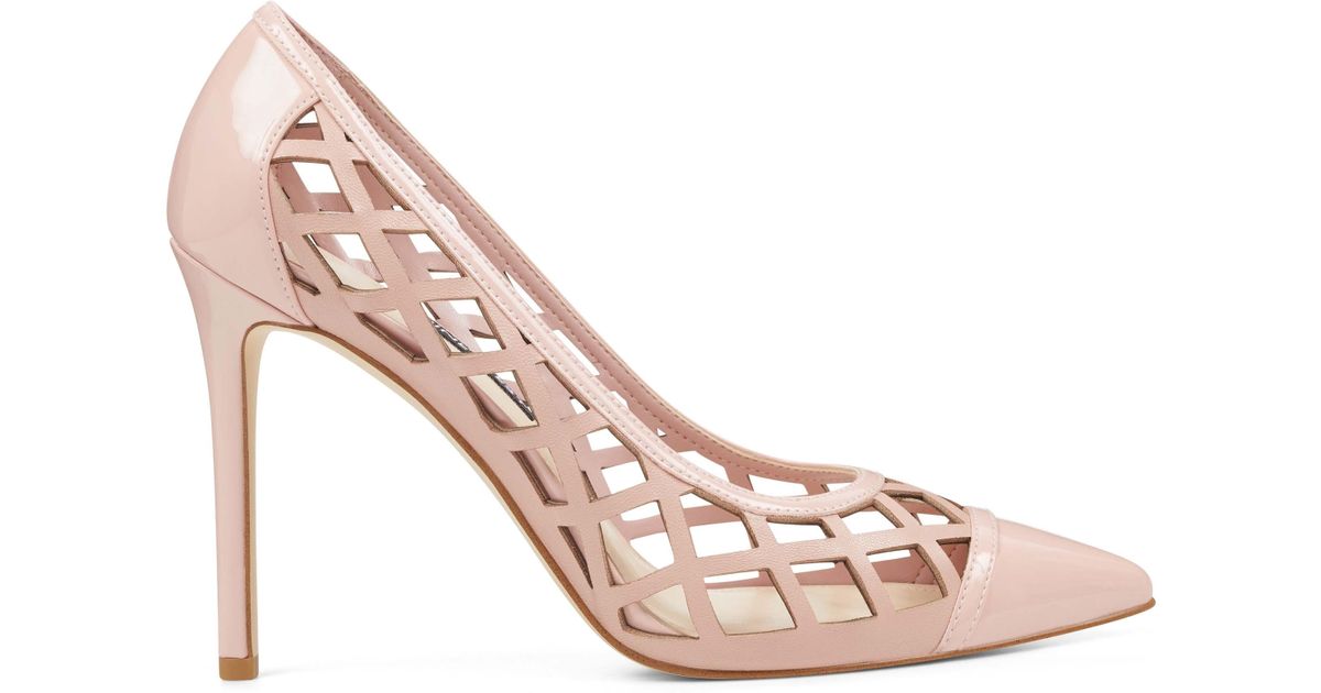 nine west tatum
