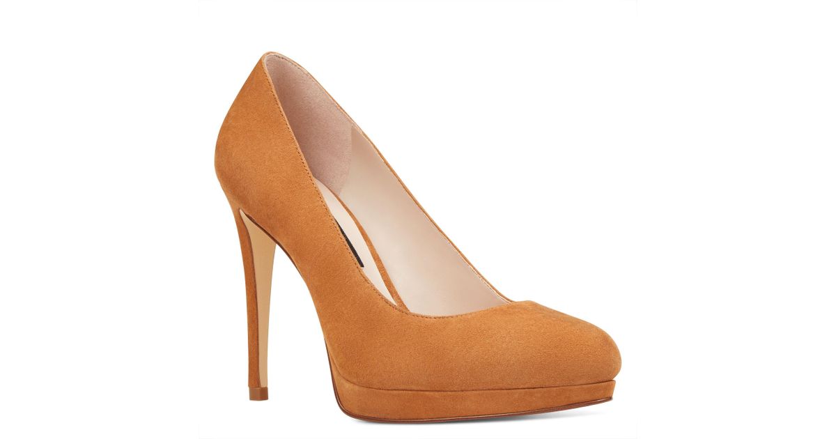 nine west quabree platform pumps