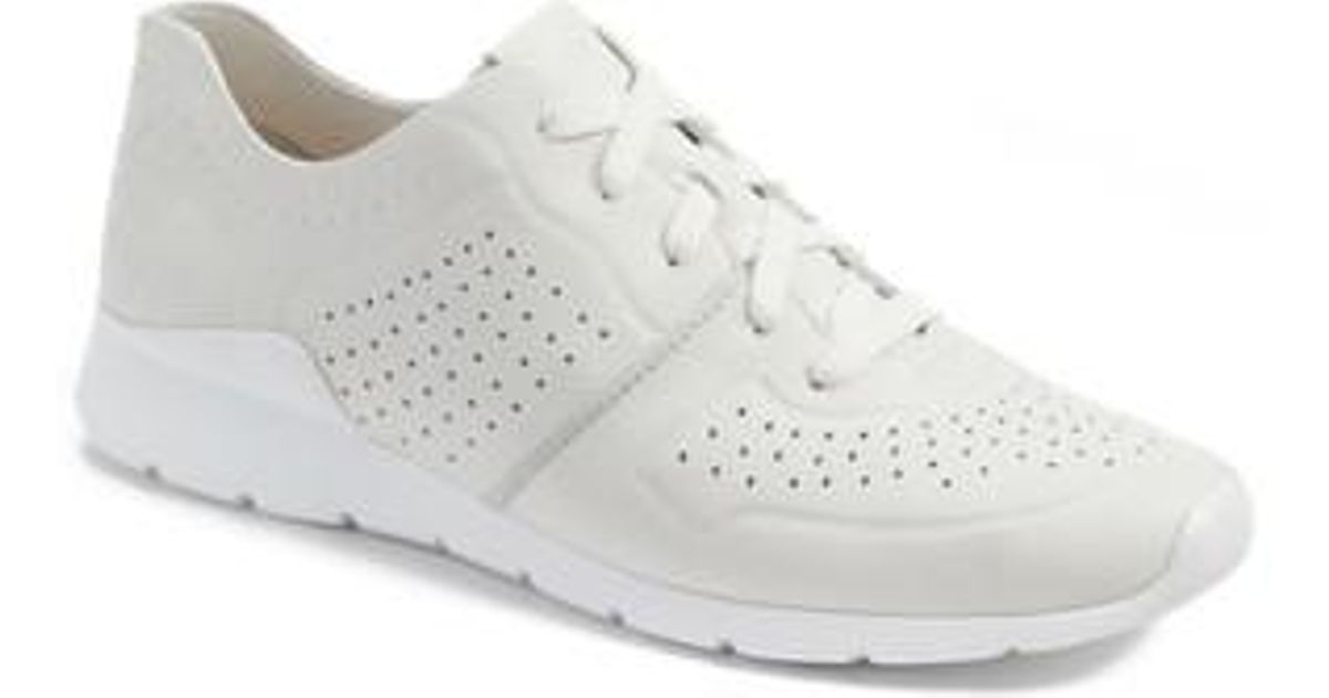 UGG Leather Ugg Tye Sneaker in White 