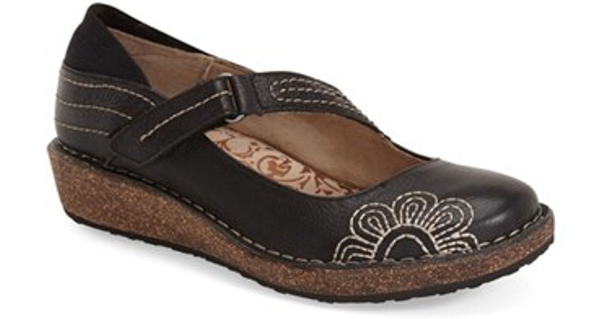 aetrex mary jane shoes on sale