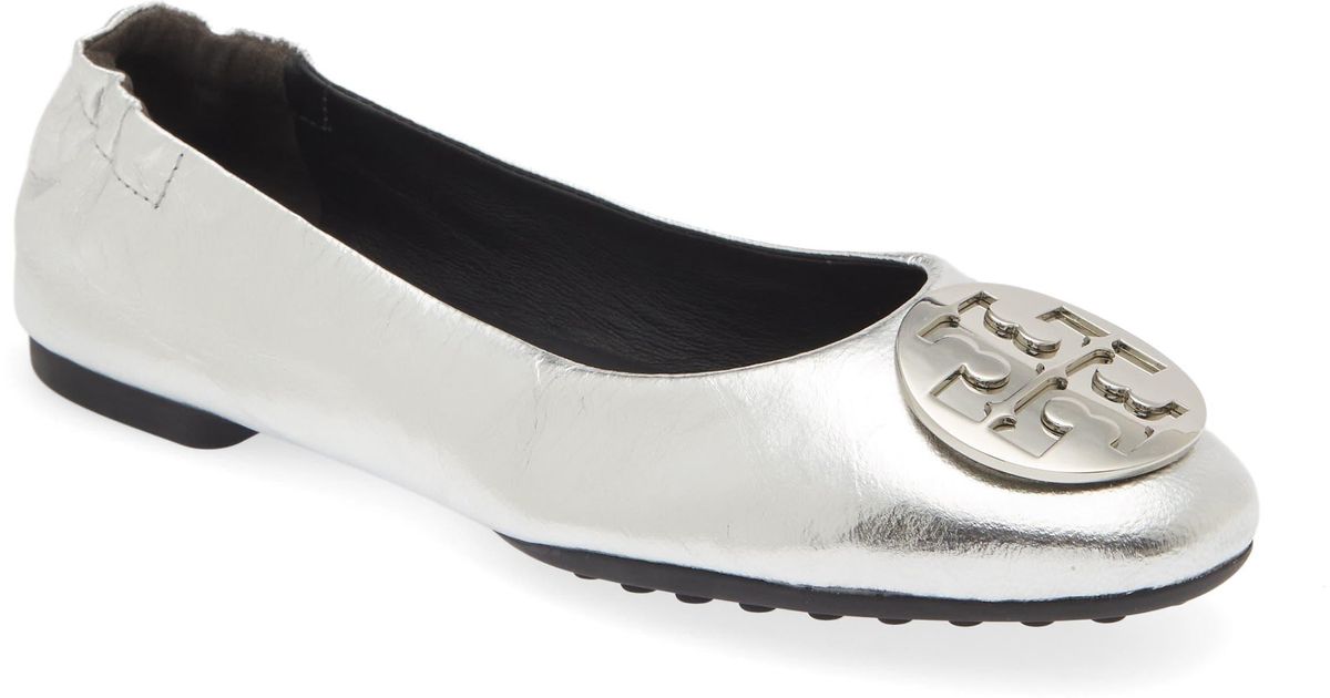 Tory Burch Claire Ballet Flat In White | Lyst