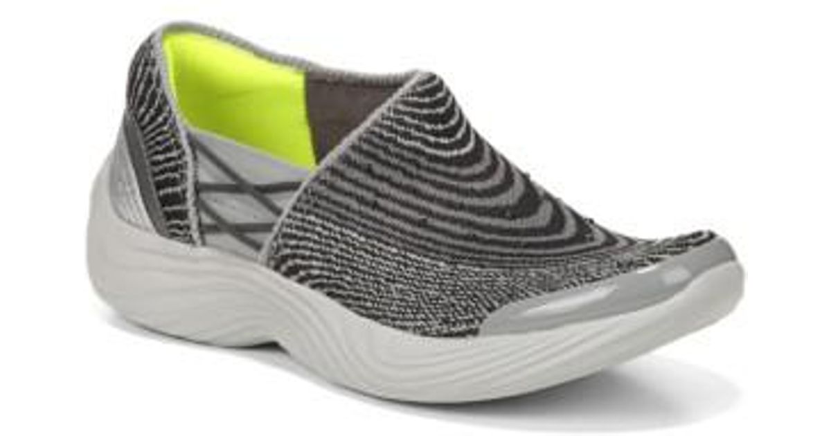 BZees Womens Tiger Slip On Sneaker