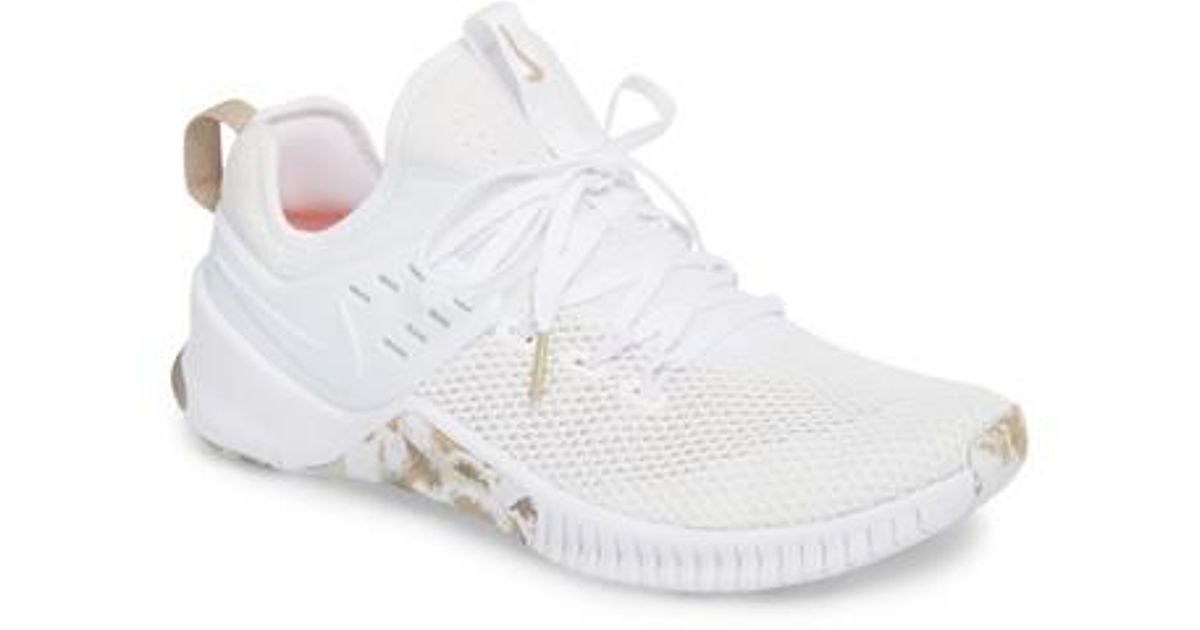 nike metcon free x white