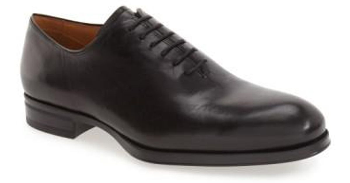 vince camuto tarby wholecut oxford