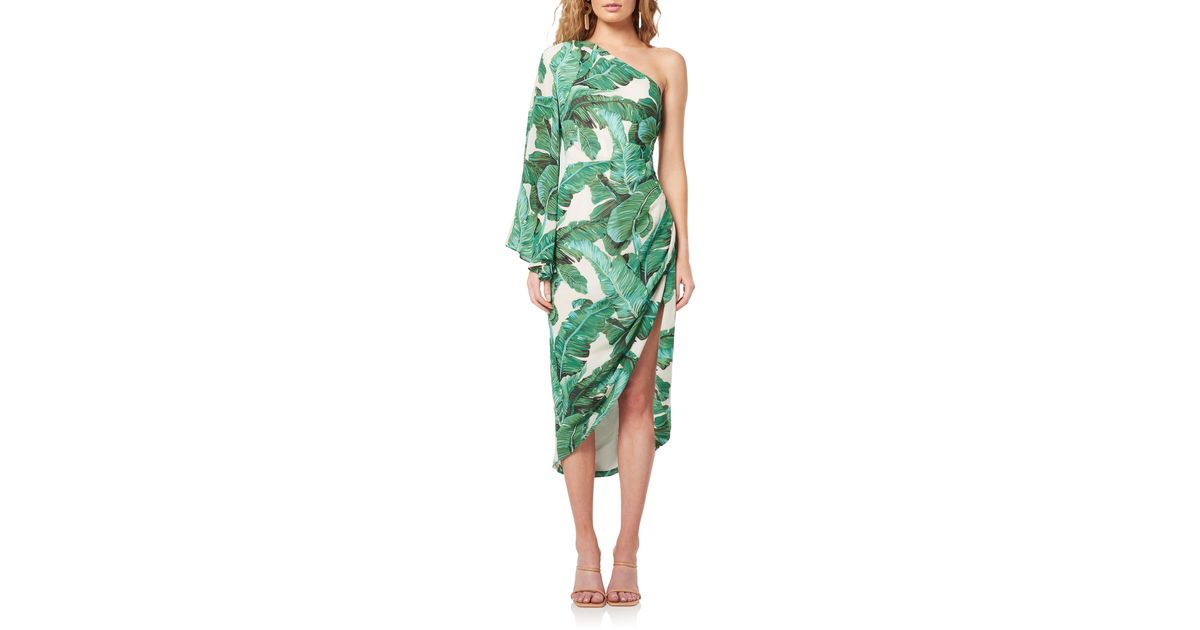gown with one shoulder