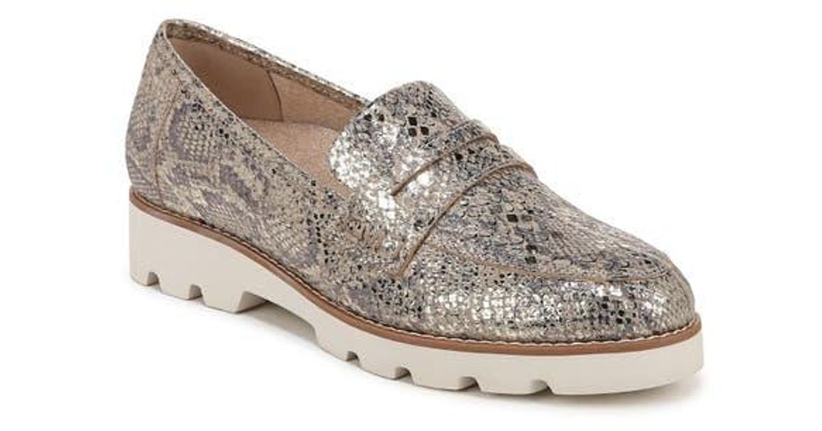 vionic cheryl lug sole loafer