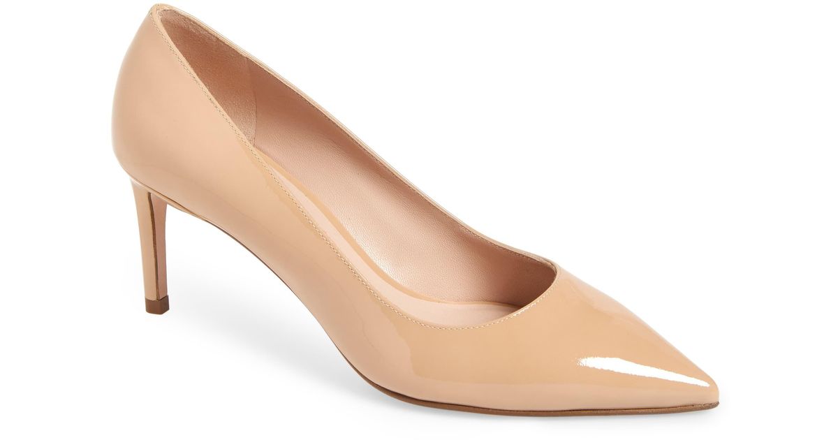 leigh pump stuart weitzman