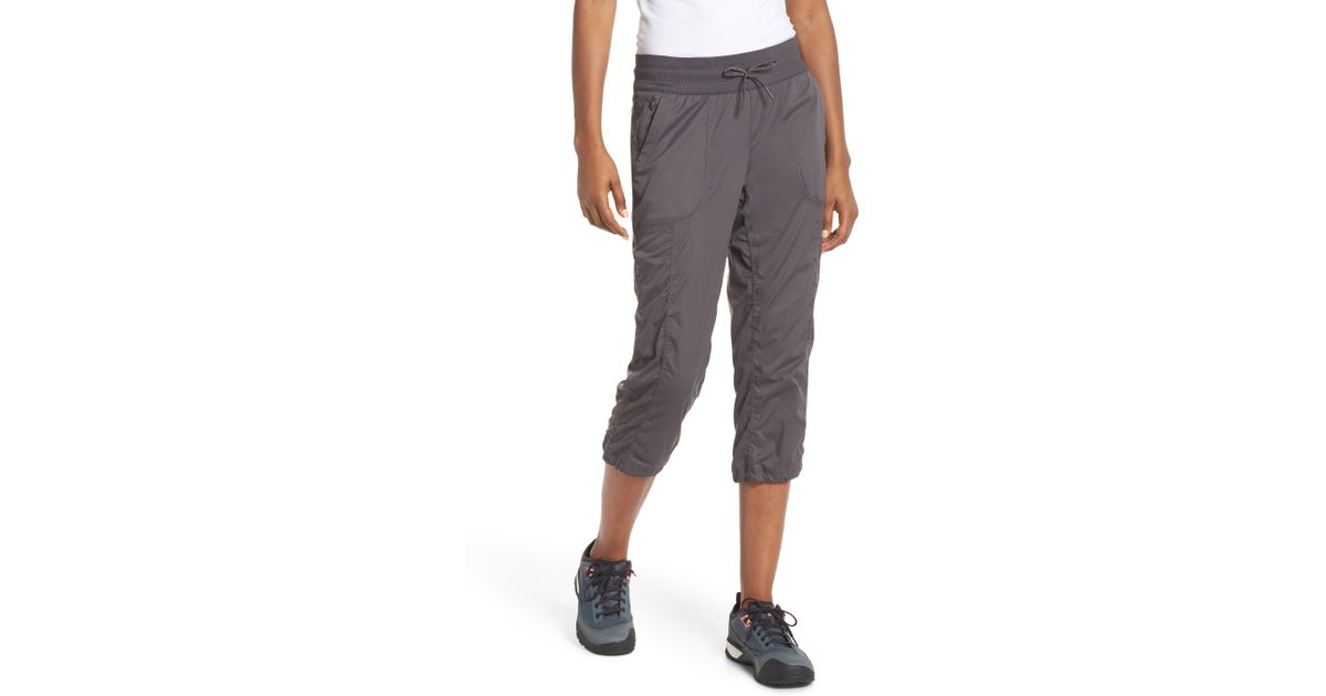 The North Face Aphrodite 2.0 Capri Pants in Gray Lyst
