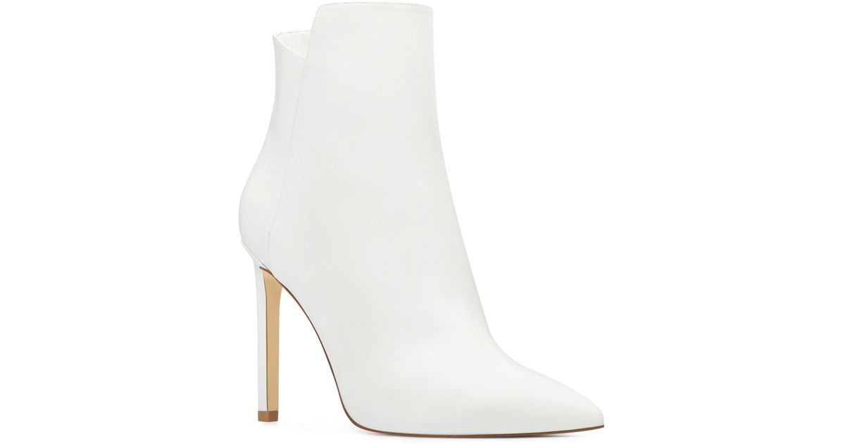 nine west tomorrow bootie