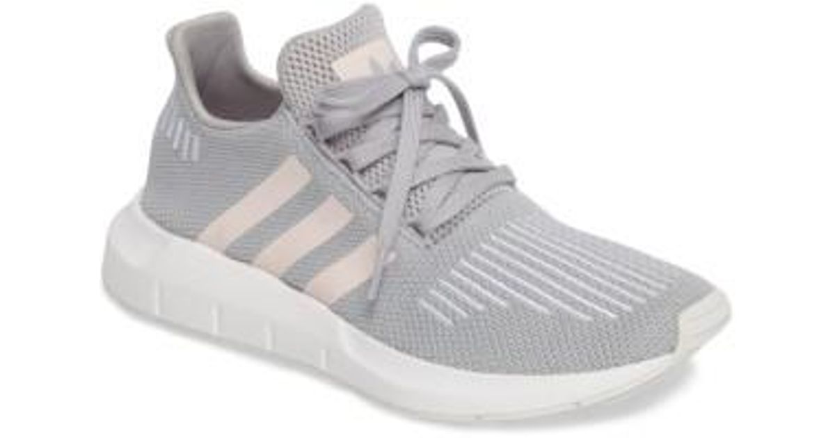 adidas swift run grey icey pink