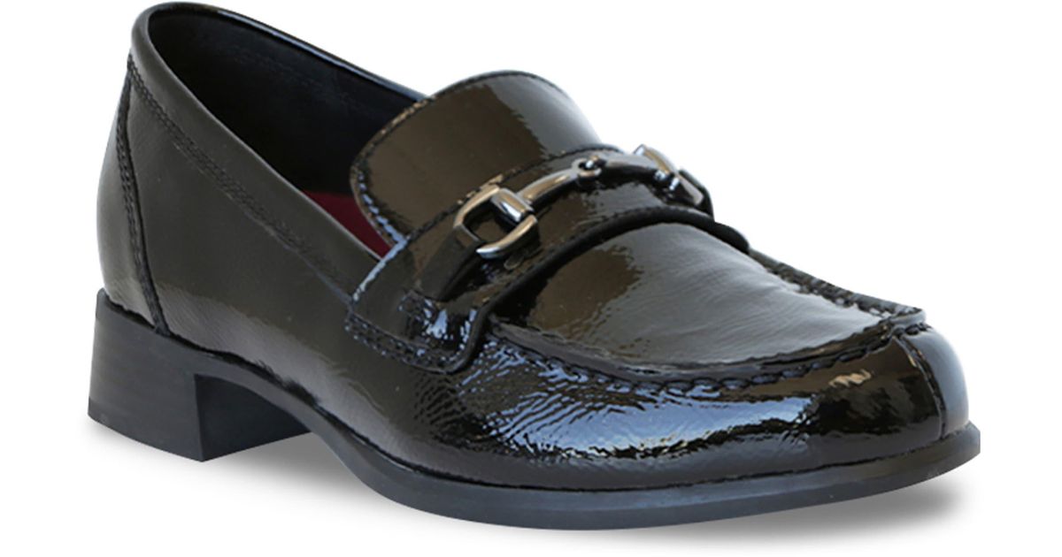 munro kit loafer