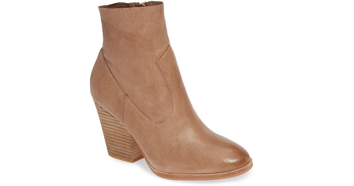 isola lani block heel bootie