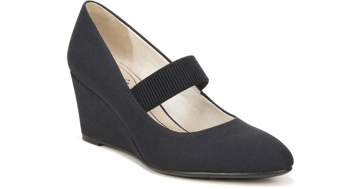 LifeStride Gio Mary Jane Wedge In Blue | Lyst