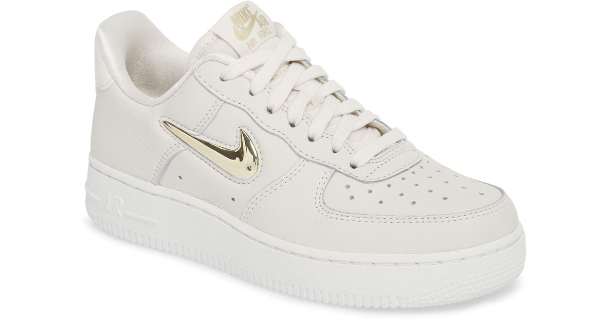 nike air force 1 07 prm lx