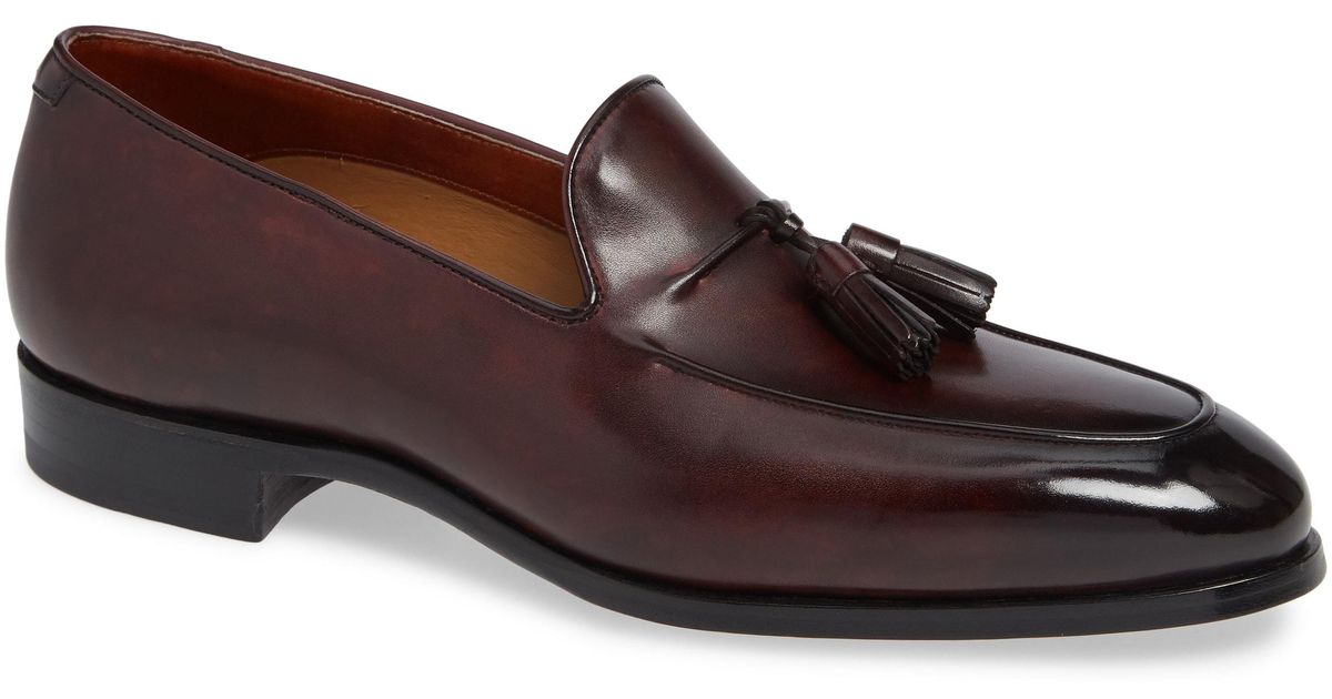 magnanni tassel loafer
