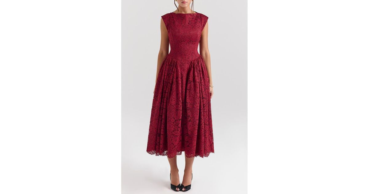 House Of Cb Debutante Open Back Lace Midi Dress in Red | Lyst