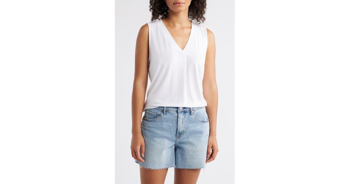 トミー バハマ  Bahama Kauai V-neck Tank レディース シャツ トップス White Tommy Bahama Kauai V-Neck Tank in White | Lyst