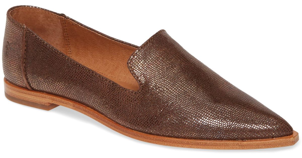 frye kenzie flat