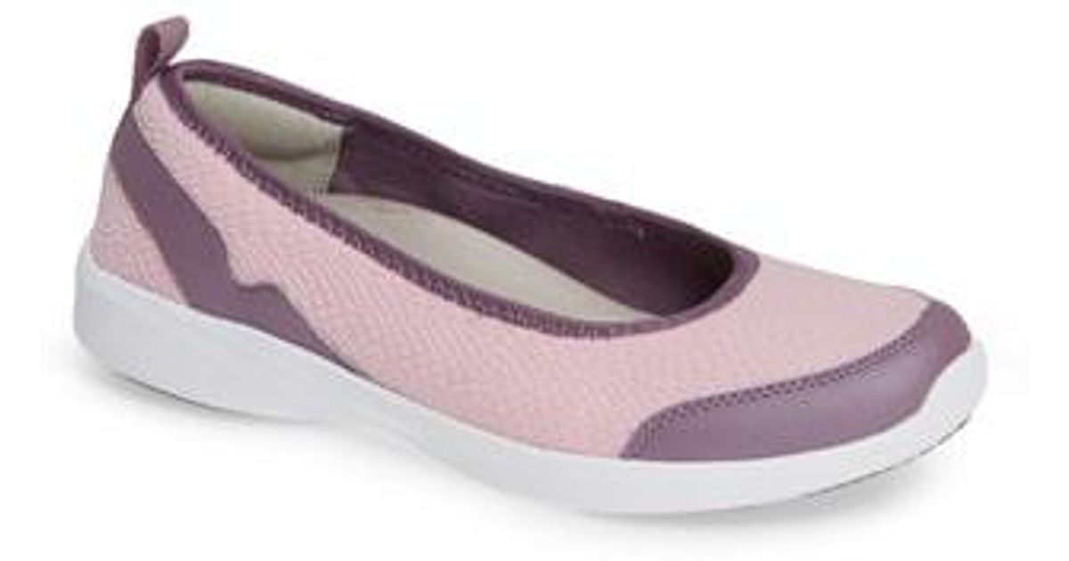 vionic sena slip on sneaker