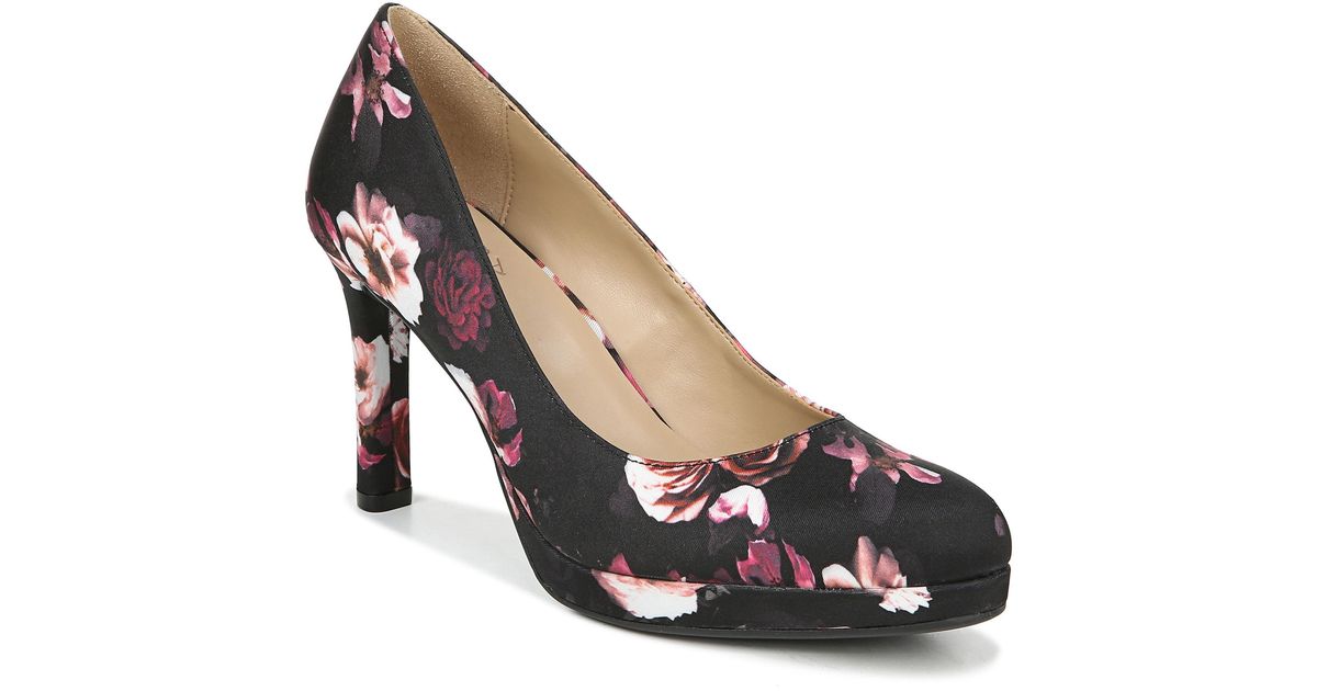 boots with high arch support