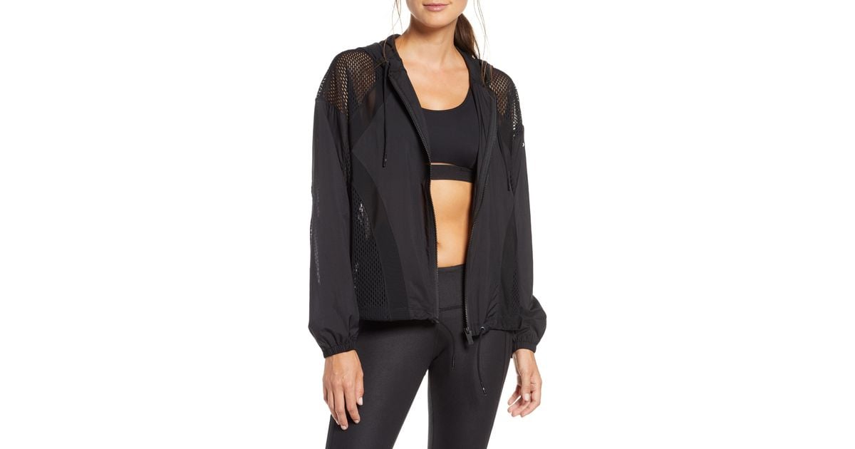 Alo Yoga Feature Mesh Hooded Jacket in Black | Lyst