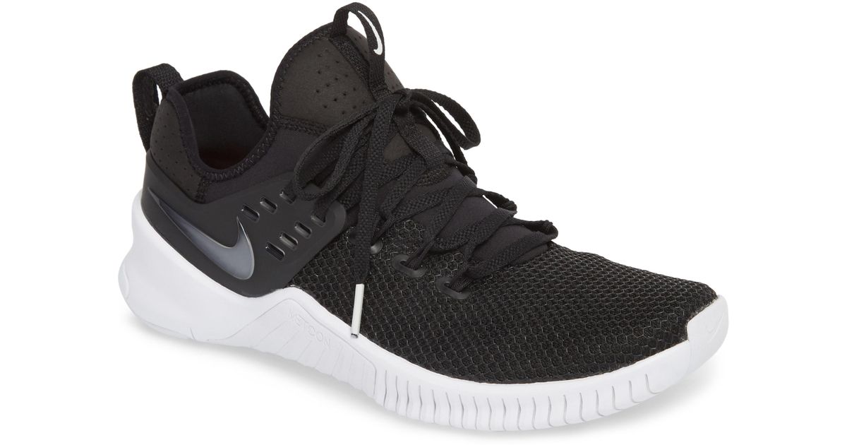 nike free x metcon black and white