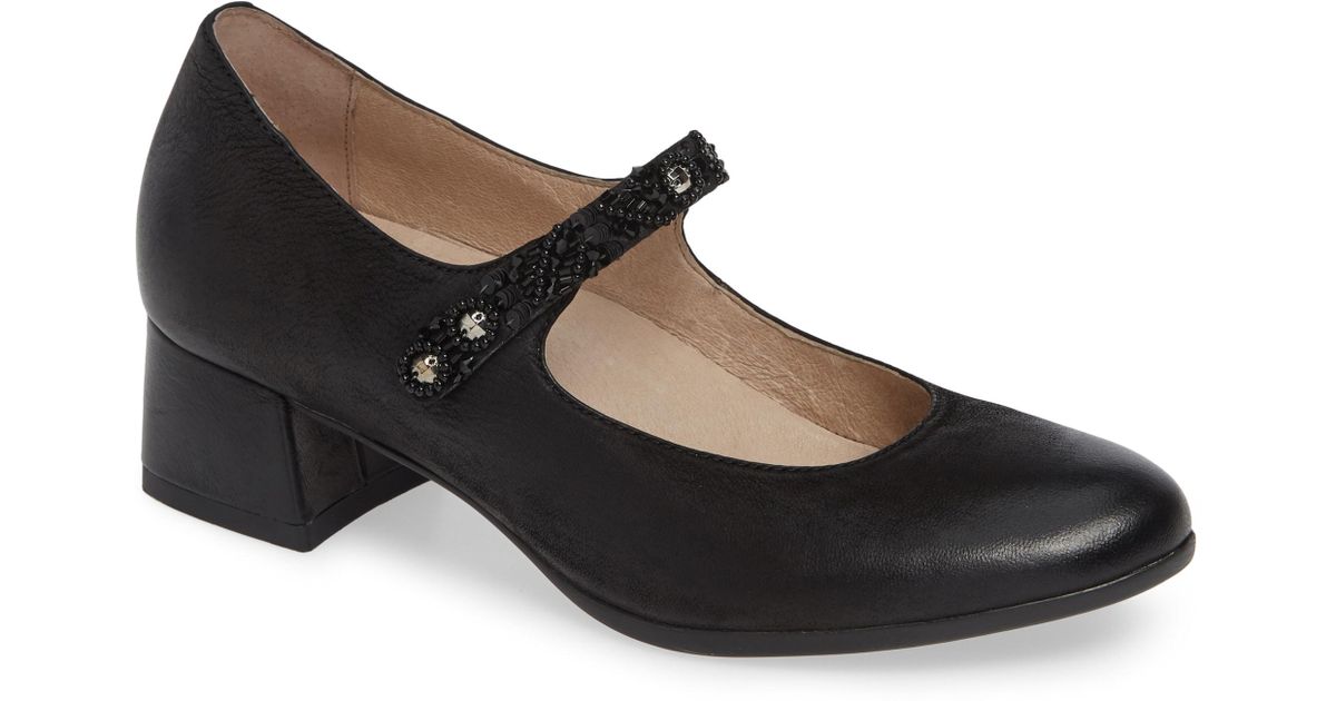 dansko pearlina pump