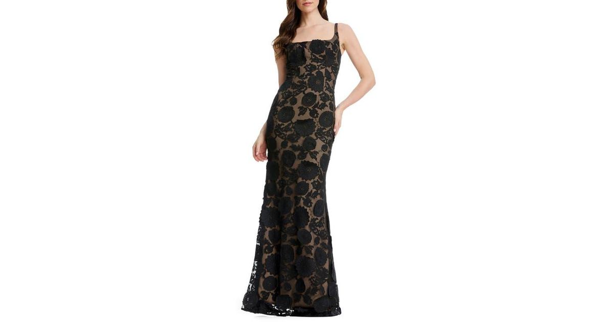 dress the population lorena appliqu gown Dress The Population Lorena Appliqu Gown - Dark Cherry