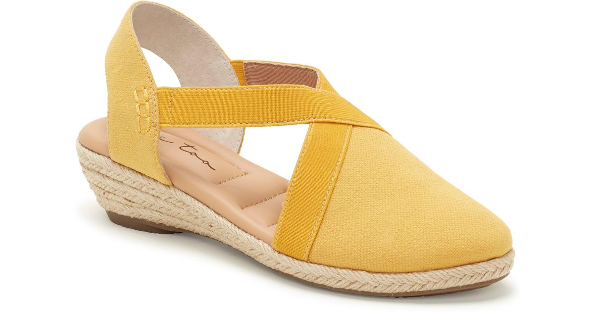 me too nissa espadrille wedge sandals