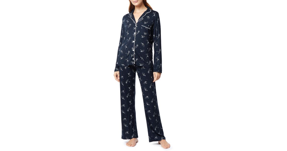 pajamas with stars