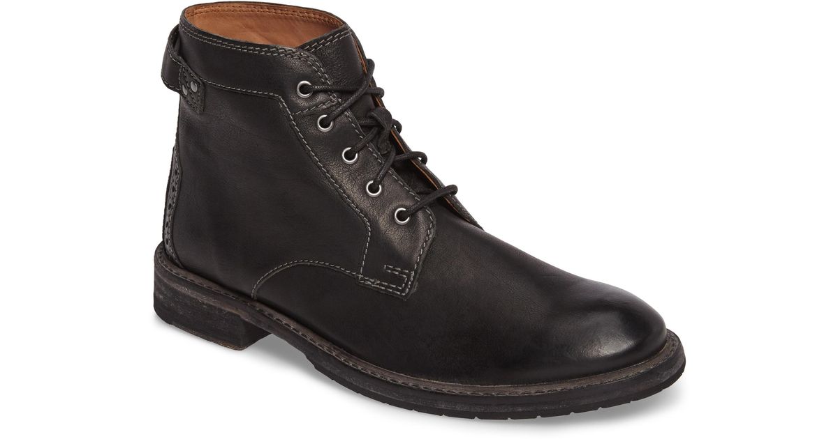 clarkdale bud plain toe boot