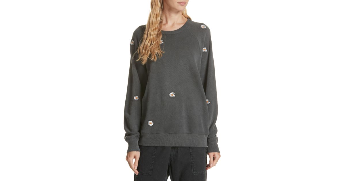the great daisy sweatshirt