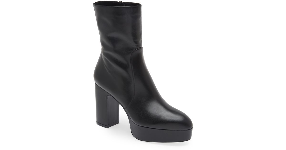 Stuart Weitzman Lala Platform Zip Bootie in Black | Lyst