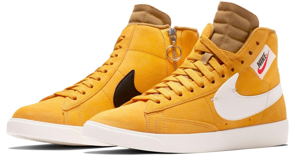 nike college therma hoodie