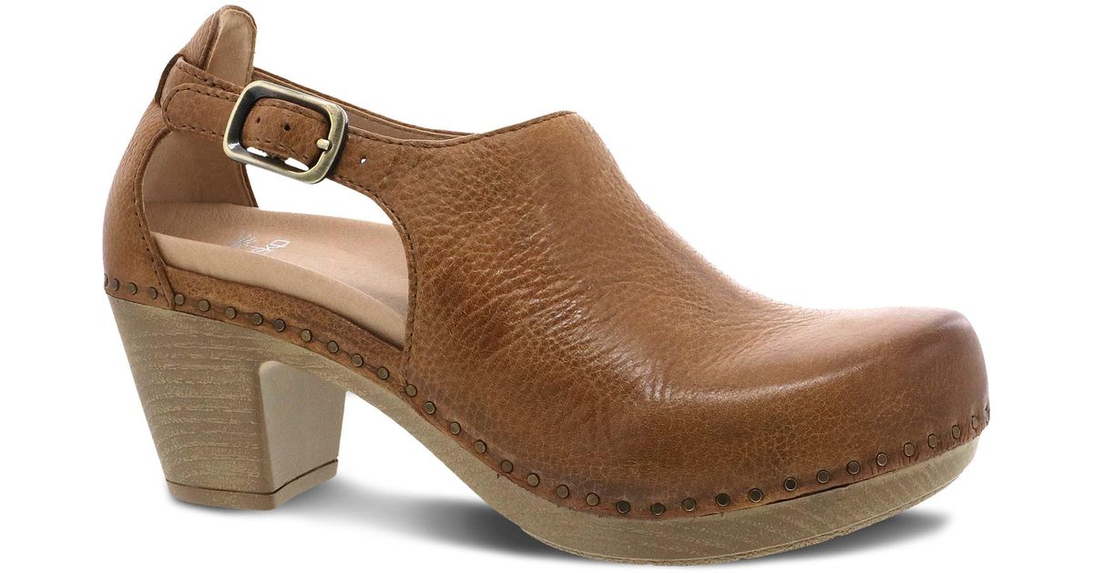 dansko professional tooled clog