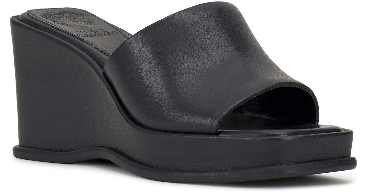 vince camuto pelisa slide