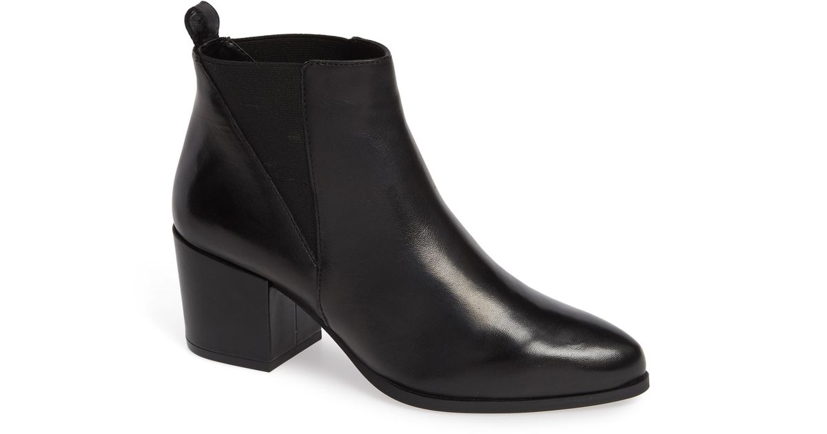 steve madden neutral bootie