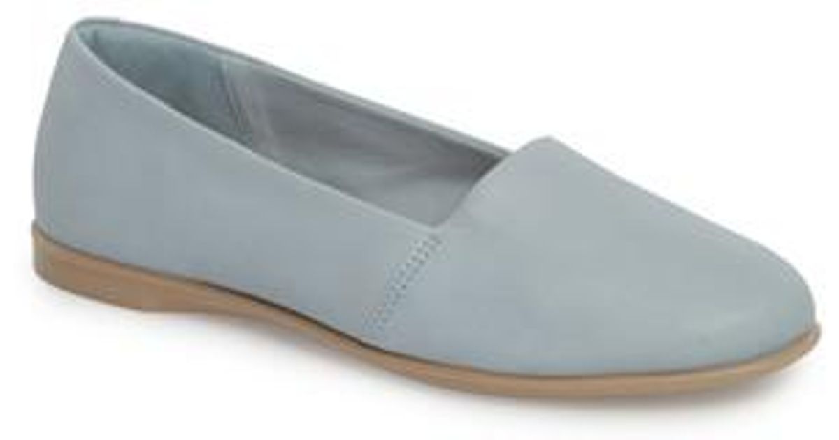 ecco incise enchant slip on