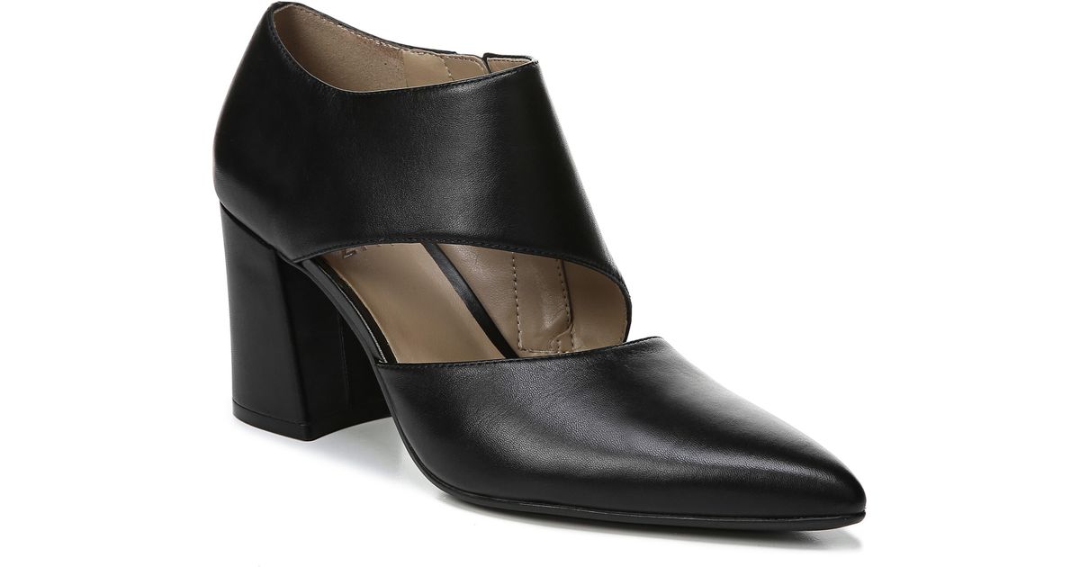 naturalizer hoda cutout bootie