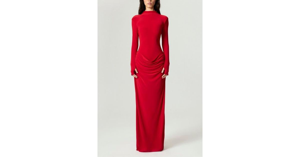 nocturne red dress Choose the most gorgeous red dress for the new year, like @handemiyy #GLAMNEWYEAR