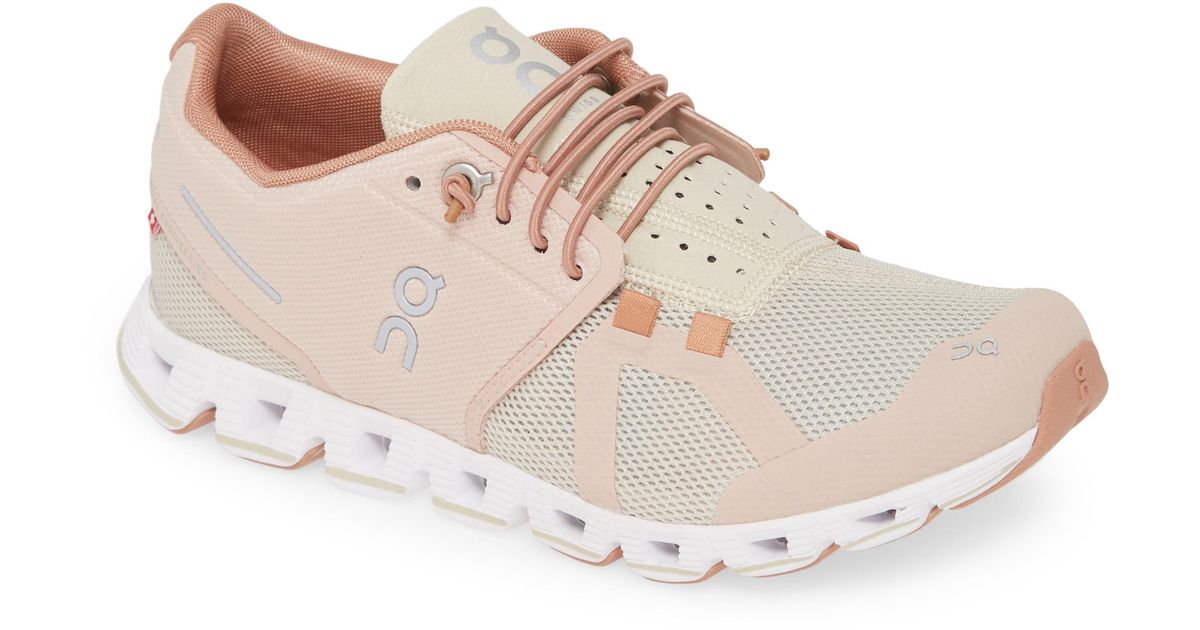 on cloud running shoe sale