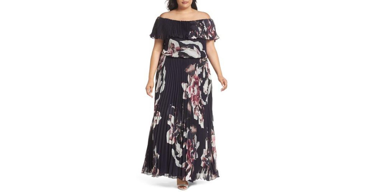xscape pleated mock neck chiffon gown
