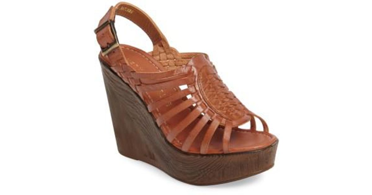 prolific tan toe ring sandals
